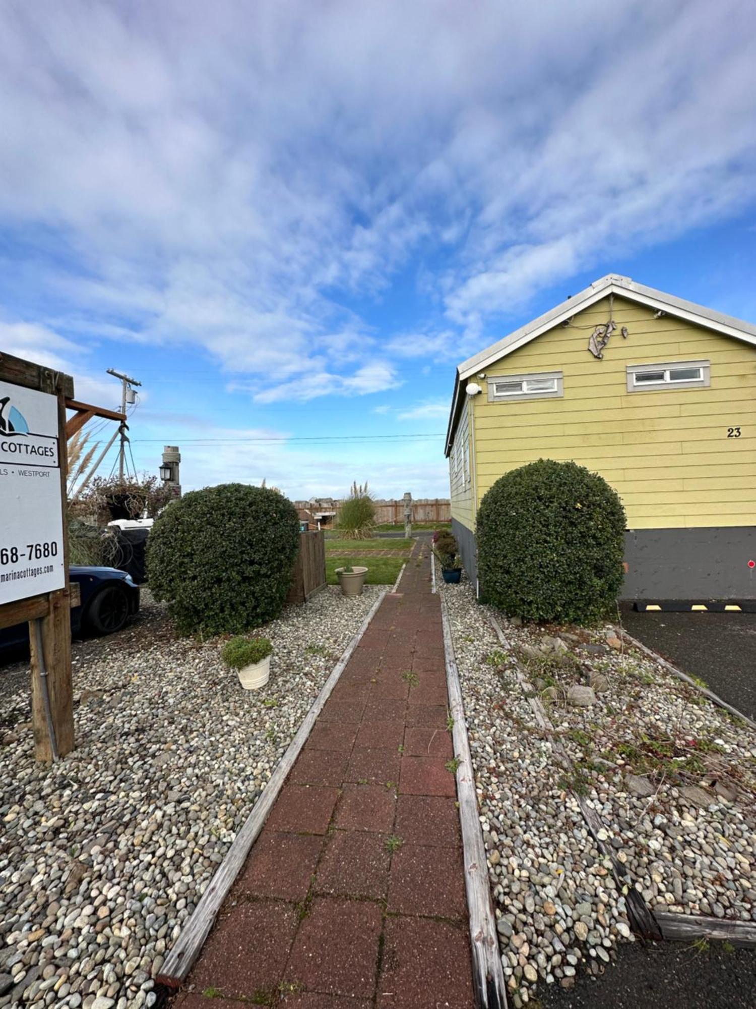 Westport Marina Cottages Buitenkant foto