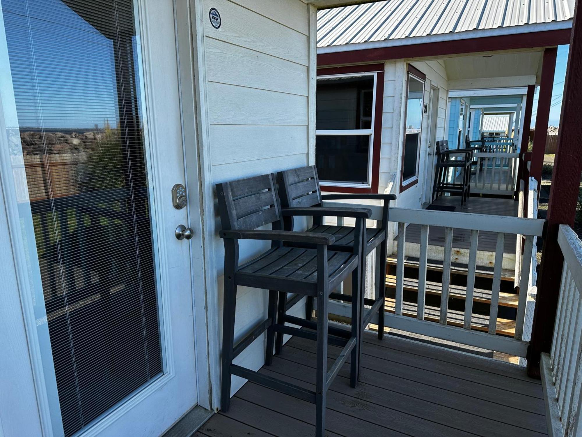 Westport Marina Cottages Buitenkant foto