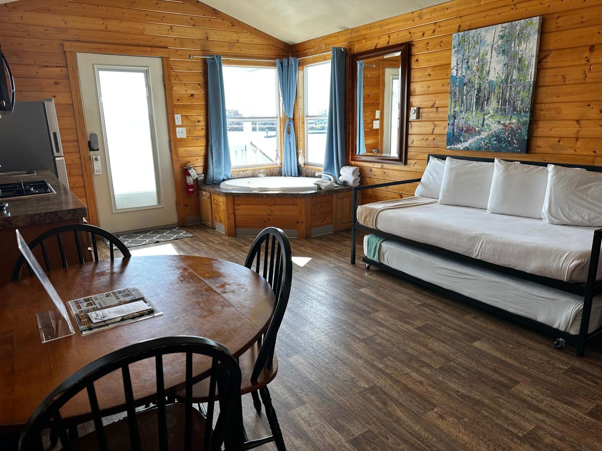 Westport Marina Cottages Buitenkant foto