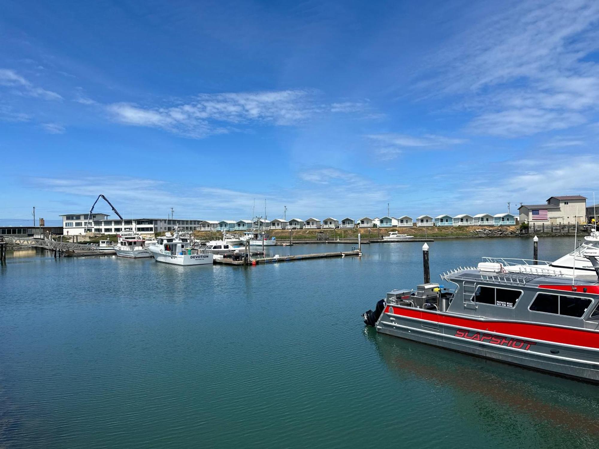 Westport Marina Cottages Buitenkant foto
